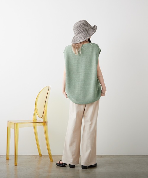 WHIMSIC（ウィムジック）の「【UNISEX】ストローヤーンVネック