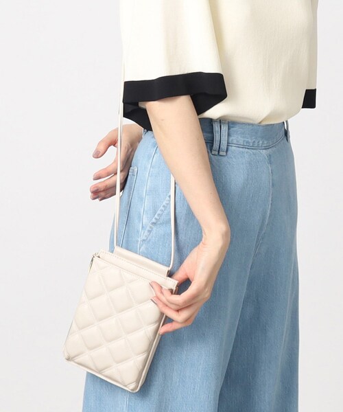 grove（グローブ）の「◆ダブルキルトマルチショルダー（ショルダーバッグ・レディース・ブラック/ゴールド/アイボリー/レモンイエロー・00）」の2枚目の写真