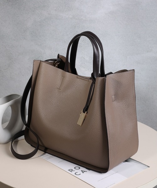 MERCURYDUO(マーキュリーデュオ)の「【MERCURYDUO/マーキュリーデュオ】ラージポケット 2WAY スモールハンドバッグ キーリングチャーム付き(トートバッグ・レディース・ブラック/アイボリー/ベージュ・FREE)」の5枚目の写真