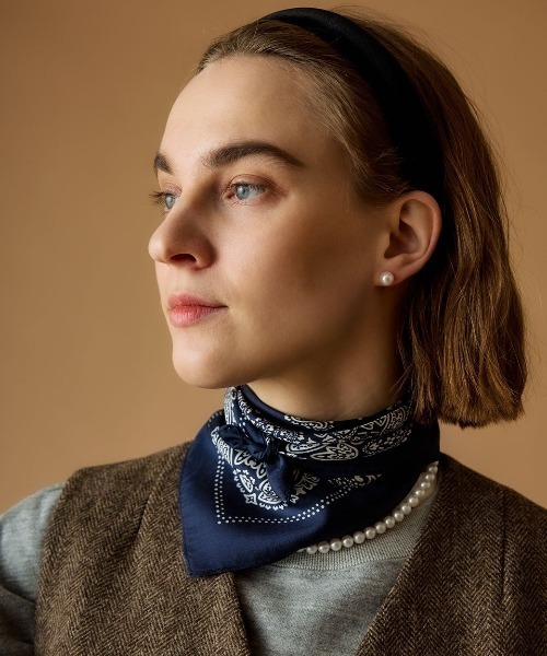 THE SHINZONE(ザ シンゾーン)の「BANDANA SCARF(バンダナ/スカーフ・レディース・レッド/ネイビー・FREE)」の9枚目の写真