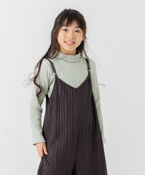 chil2（チルツー）の「ランダムテレコ ハイネックTシャツ（Tシャツ/カットソー・キッズ・ベージュ/ミント/ラベンダー/チャコールグレー/クリーム/ピンク・90cm/110cm/120cm/80ｃｍ/140cm/100cm/130cm）」の4枚目の写真