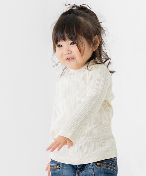 chil2（チルツー）の「ランダムテレコ ハイネックTシャツ（Tシャツ/カットソー・キッズ・ベージュ/ミント/ラベンダー/チャコールグレー/クリーム/ピンク・90cm/110cm/120cm/80ｃｍ/140cm/100cm/130cm）」の3枚目の写真