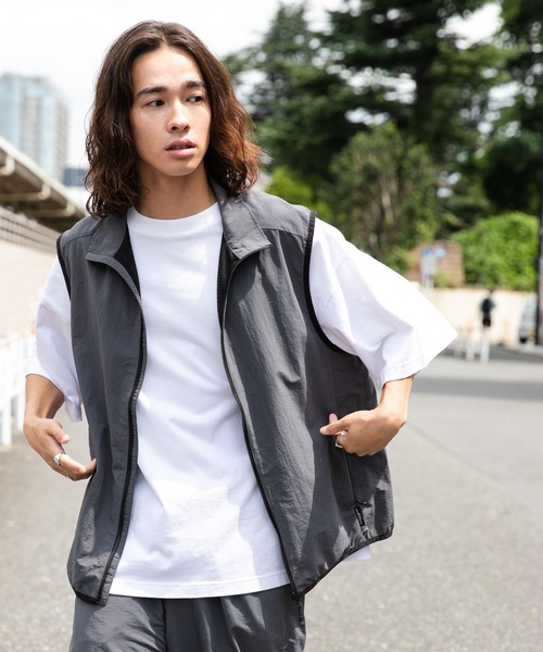 WEGO（ウィゴー）の「WEGO/【セットアップ対応】ナイロントラックベスト（ベスト・メンズ・ブラック/ダークグレー・FREE）」の15枚目の写真