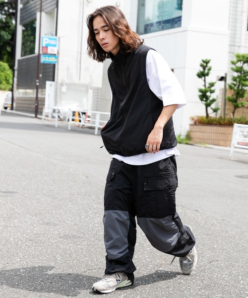 WEGO（ウィゴー）の「WEGO/【セットアップ対応】ナイロントラックベスト（ベスト・メンズ・ブラック/ダークグレー・FREE）」の11枚目の写真