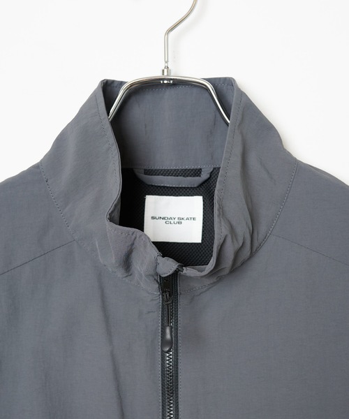 WEGO（ウィゴー）の「WEGO/【セットアップ対応】ナイロントラックベスト（ベスト・メンズ・ブラック/ダークグレー・FREE）」の19枚目の写真