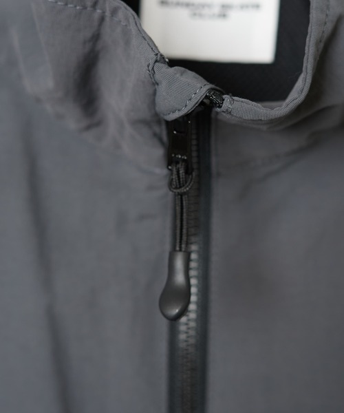 WEGO（ウィゴー）の「WEGO/【セットアップ対応】ナイロントラックベスト（ベスト・メンズ・ブラック/ダークグレー・FREE）」の21枚目の写真