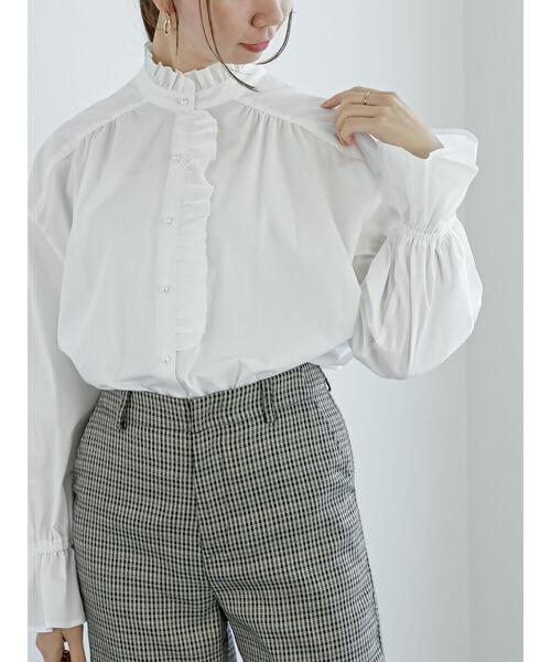 Te chichi（テチチ）の「前後2WAYパール釦スタンドフリルブラウス（シャツ/ブラウス・レディース・ブラック/オフホワイト/ネイビー・F）」の2枚目の写真