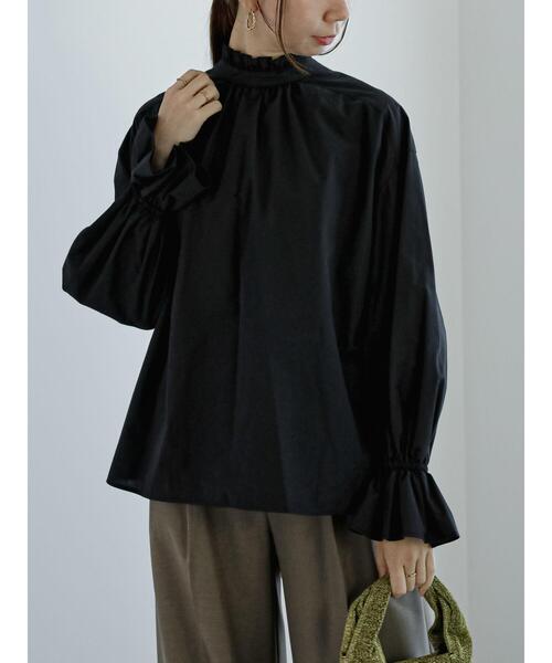 Te chichi（テチチ）の「前後2WAYパール釦スタンドフリルブラウス（シャツ/ブラウス・レディース・ブラック/オフホワイト/ネイビー・F）」の10枚目の写真