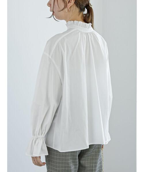 Te chichi（テチチ）の「前後2WAYパール釦スタンドフリルブラウス（シャツ/ブラウス・レディース・ブラック/オフホワイト/ネイビー・F）」の20枚目の写真