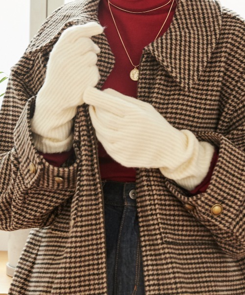 ANGIE（アンジー）の「【スマホ対応】リブニットグローブ/ニット手袋（手袋・レディース・グレー/ブラック/アイボリー/ベージュ・FREE）」の15枚目の写真