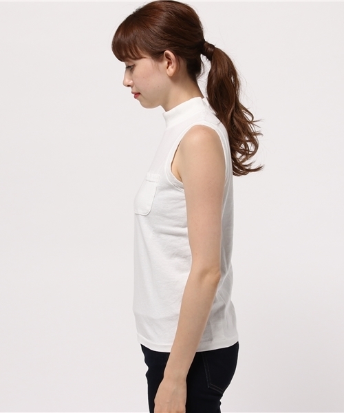 FREAK'S STORE(フリークスストア)の「VelvaSheen/ベルバシーン MOC NECK Tシャツ (Tシャツ/カットソー・レディース・ネイビー/ホワイト/レッド/ブラック/ブルーグリーン/グレー・X-SMALL)」の10枚目の写真