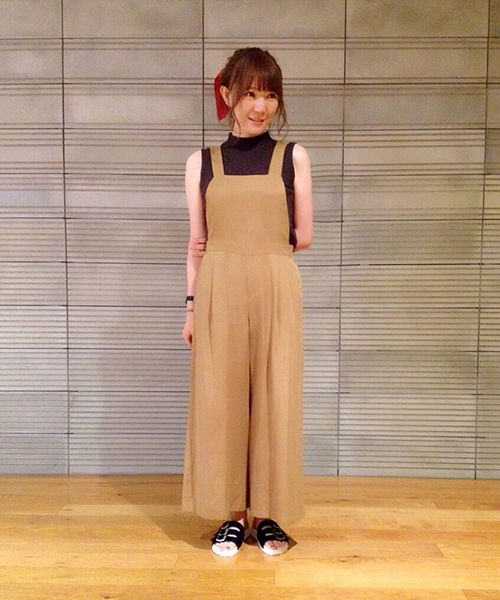 FREAK'S STORE(フリークスストア)の「VelvaSheen/ベルバシーン MOC NECK Tシャツ (Tシャツ/カットソー・レディース・ネイビー/ホワイト/レッド/ブラック/ブルーグリーン/グレー・X-SMALL)」の22枚目の写真