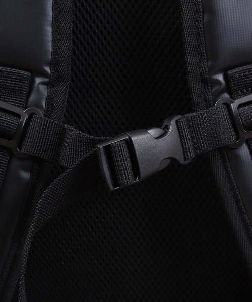 FIRST DOWN（ファーストダウン）の「JUNESELECT FIRSTDOWN　ターポリンリュック バックパック（バックパック/リュック・レディース・ブラック×ピンク/ブラック×ブラック/ブラック×ホワイト/ブラック×グリーン・FREE）」の16枚目の写真