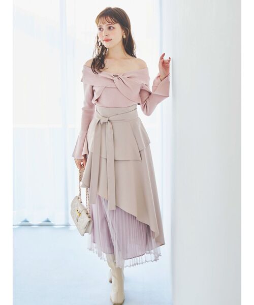 dazzlin（ダズリン）の「ツイストクロスニットトップス（ニット/セーター・レディース・ピンク/チャコールグレー/オフホワイト/シルバー/レッド・FREE）」の15枚目の写真