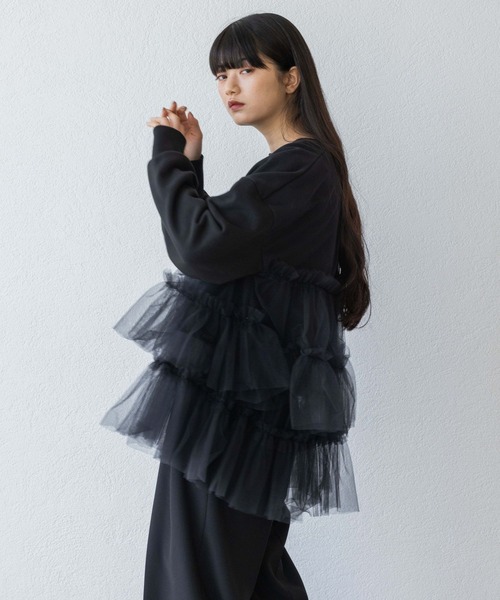 yuw（ユウ）の「チュールレイヤードプルオーバー　992265（スウェット・レディース・ブラック・FREE）」の11枚目の写真