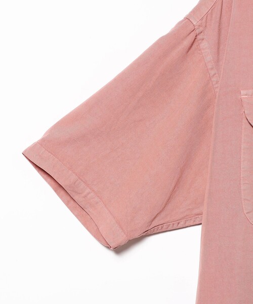 ts(s)(ティーエスエス)の「ts(s) / Garment Dye Rayon Twill Cloth Round Flap Pocket Short Sleeve Shirt(シャツ/ブラウス・メンズ・レッド・3/2/1)」の4枚目の写真