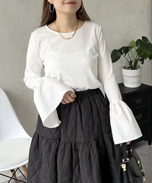 prose verse（プロズヴェール）の「スリットフレアスリーブリブカットソー（Tシャツ/カットソー・レディース・ブラック系1/オフホワイト/ブラック・ﾌﾘ-）」の5枚目の写真