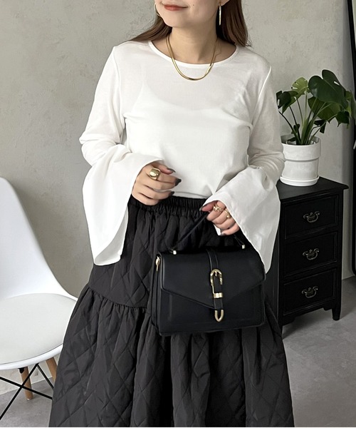 prose verse（プロズヴェール）の「スリットフレアスリーブリブカットソー（Tシャツ/カットソー・レディース・ブラック系1/オフホワイト/ブラック・ﾌﾘ-）」の10枚目の写真