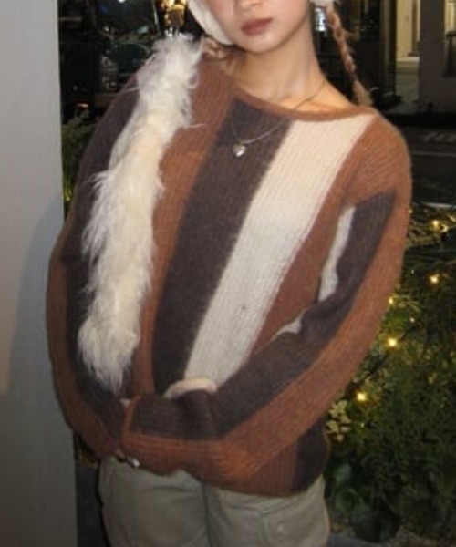 LAGUA GEM(ラグアジェム)の「COLOR SCHEME SOFT ニット(ニット/セーター・レディース・ブルー/グレー/ブラウン・FREE)」の3枚目の写真