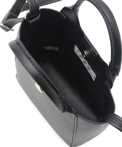 OPAQUE.CLIP（オペークドットクリップ）の「◆≪ヒルナンデス！で紹介≫ スムースミニショルダーバッグ【軽量】（ショルダーバッグ・レディース・ブラック/シルバー/アイボリー/ベージュ・00）」の11枚目の写真