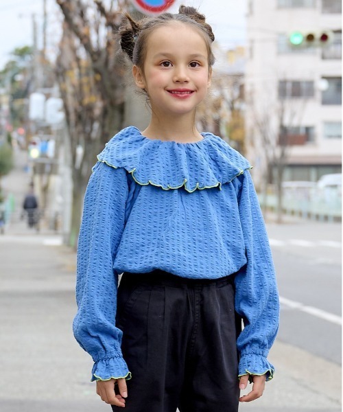 HOGAN RANCH WEAR（ホーガンランチウエア）の「ニットサッカーフリルカラーカットソー（80～150cm）（Tシャツ/カットソー・キッズ・ライトグレー/レッド/ブルー/パープル・90/100/110/120/130/140/150/80）」の2枚目の写真