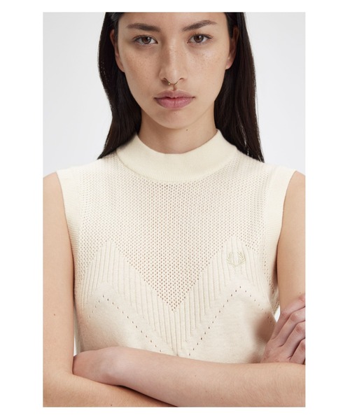 FRED PERRY(フレッドペリー)の「Pointelle Detail Knitted Top(タンクトップ・レディース・ホワイト・10)」の3枚目の写真