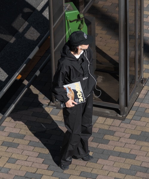 Adoon plain（アドーンプレーン）の「ナイロンアノラックパーカー（ブルゾン・メンズ・チャコールグレー/ブラック・MEDIUM/LARGE）」の20枚目の写真