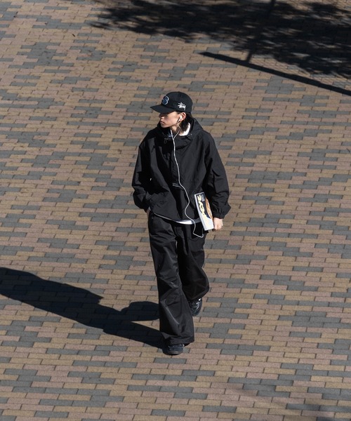 Adoon plain（アドーンプレーン）の「ナイロンアノラックパーカー（ブルゾン・メンズ・チャコールグレー/ブラック・MEDIUM/LARGE）」の19枚目の写真