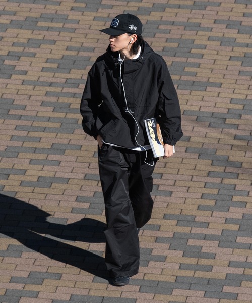 Adoon plain（アドーンプレーン）の「ナイロンアノラックパーカー（ブルゾン・メンズ・チャコールグレー/ブラック・MEDIUM/LARGE）」の17枚目の写真