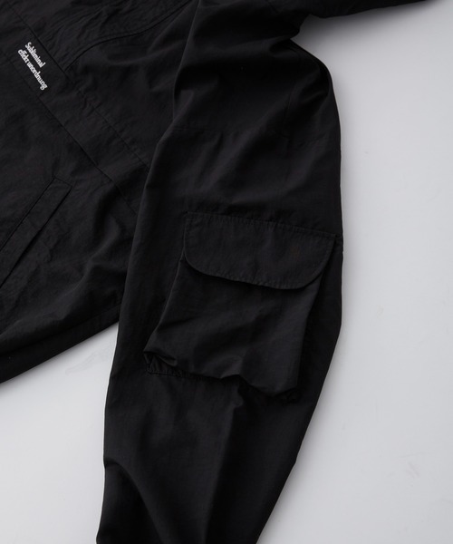 Adoon plain（アドーンプレーン）の「ナイロンアノラックパーカー（ブルゾン・メンズ・チャコールグレー/ブラック・MEDIUM/LARGE）」の10枚目の写真