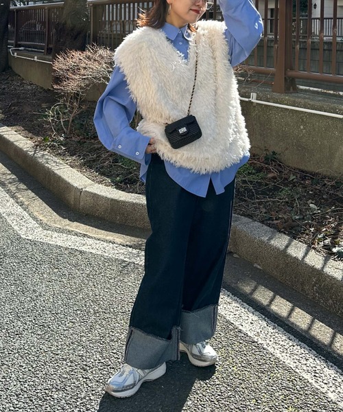 archives（アルシーヴ）の「〈limited〉FEATHER 2WAY VEST（ベスト・レディース・アイボリー/ブルー/グレー・MEDIUM）」の5枚目の写真