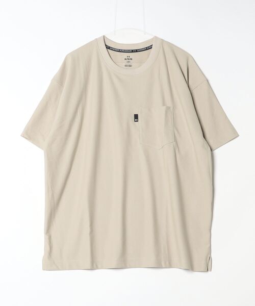 UNDER ARMOUR（アンダーアーマー）の「【別注】アンダーアーマー  UAオーバーサイズ ポケットTシャツ 限定コラボ（Tシャツ/カットソー・メンズ・カーキ/ブラック/ターコイズブルー・S/M/L/LL/3L）」の2枚目の写真