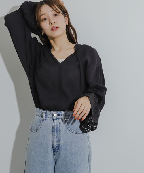 SENSE OF PLACE by URBAN RESEARCH（センスオブプレイスバイアーバンリサーチ）の「スカラップレースヨウリュウブラウス（シャツ/ブラウス・レディース・レッド/オフホワイト/ブラック・ONE）」の7枚目の写真