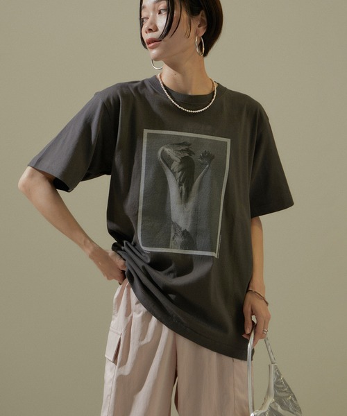 WEB限定】【KARL BLOSSFELDT（カールブロスフェルト）】フォトT