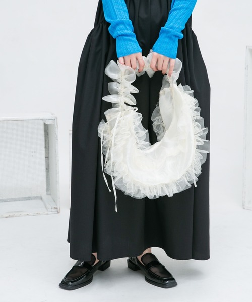 KBF（ケイビーエフ）の「フリルチュールBAG（ショルダーバッグ・レディース・ブラック/アイボリー/グレー・ONE）」の2枚目の写真