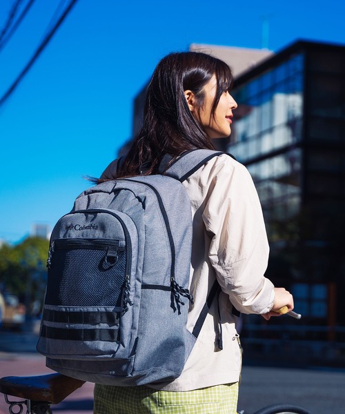 Columbia(コロンビア)の「30L ポリエステル 刺繍ロゴ バックパック(バックパック/リュック・レディース・ブラック×グレー/ブラック/ブラック×ブルー/グレー・フリ-)」の4枚目の写真