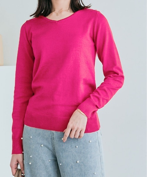 kirakiraShop(キラキラショップ)の「Vネック ハイゲージ ベーシック ニット トップス(ニット/セーター・レディース・レッド/ネイビー/ベージュ/杢グレー/アイボリー/ブラック/グリーン/レッド系/グリーン系1/グリーン系/ピンク系/ブルー系・FREE)」の10枚目の写真