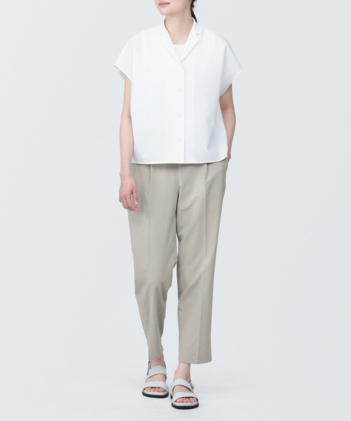 無印良品（ムジルシリョウヒン）の「婦人　風を通すストレッチサッカーテーパードパンツ（その他パンツ・レディース・グレー/ネイビー系/ブラック/ライトグレー・XS/S/M/L/XL）」の21枚目の写真