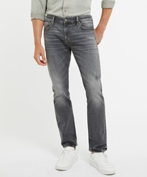 Guess | DAVIS Slim Straight Jeans デニムパンツ ストレートジーンズ(デニムパンツ)