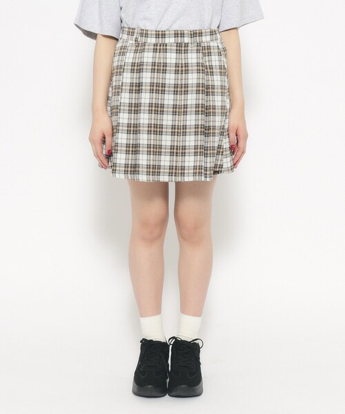 PINK-latte（ピンクラテ）の「◆【130cmあり】さらっと軽いプリーツスカート（スカート・キッズ・ブラック系1/グリーン系その他3/サンドベージュ/ブラック・13/14/15 /16）」の21枚目の写真