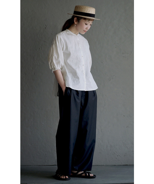 apartment department（アパートメントデパートメント）の「コットン混ラミーリネン シャーリングスリーブブラウス（シャツ/ブラウス・レディース・オフホワイト/ブラック・フリー）」の8枚目の写真