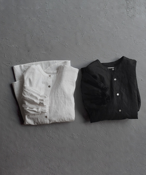 apartment department（アパートメントデパートメント）の「コットン混ラミーリネン シャーリングスリーブブラウス（シャツ/ブラウス・レディース・オフホワイト/ブラック・フリー）」の17枚目の写真