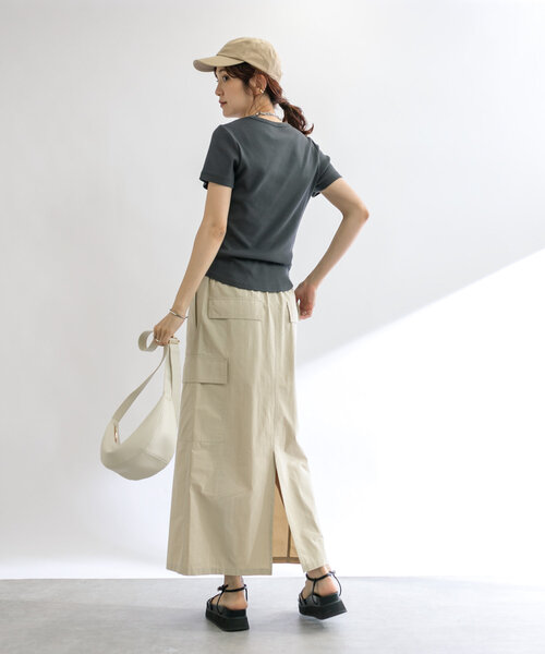 RIVE DROITE(リヴドロワ)の「ドロストカーゴロングスカート(スカート・レディース・ライトベージュ/カーキ/ブラック・38/36)」の14枚目の写真
