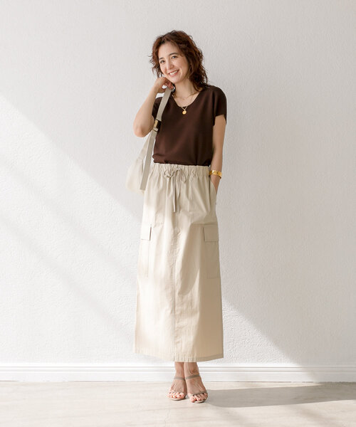 RIVE DROITE(リヴドロワ)の「ドロストカーゴロングスカート(スカート・レディース・ライトベージュ/カーキ/ブラック・38/36)」の13枚目の写真