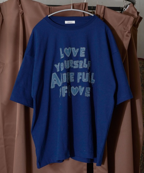 ONCILY（オンシェリー）の「EMBROIDERY LOGO T-SHIRT / 刺繍ロゴTシャツ（Tシャツ/カットソー・メンズ・レッド/ネイビー/ブルー/ネイビー系2/オフホワイト・SMALL/MEDIUM/LARGE）」の4枚目の写真