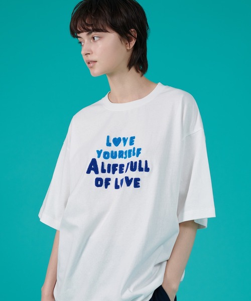 ONCILY（オンシェリー）の「EMBROIDERY LOGO T-SHIRT / 刺繍ロゴTシャツ（Tシャツ/カットソー・メンズ・レッド/ネイビー/ブルー/ネイビー系2/オフホワイト・SMALL/MEDIUM/LARGE）」の18枚目の写真