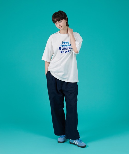 ONCILY（オンシェリー）の「EMBROIDERY LOGO T-SHIRT / 刺繍ロゴTシャツ（Tシャツ/カットソー・メンズ・レッド/ネイビー/ブルー/ネイビー系2/オフホワイト・SMALL/MEDIUM/LARGE）」の21枚目の写真