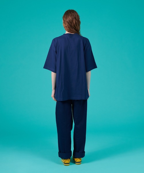 ONCILY（オンシェリー）の「EMBROIDERY LOGO T-SHIRT / 刺繍ロゴTシャツ（Tシャツ/カットソー・メンズ・レッド/ネイビー/ブルー/ネイビー系2/オフホワイト・SMALL/MEDIUM/LARGE）」の14枚目の写真