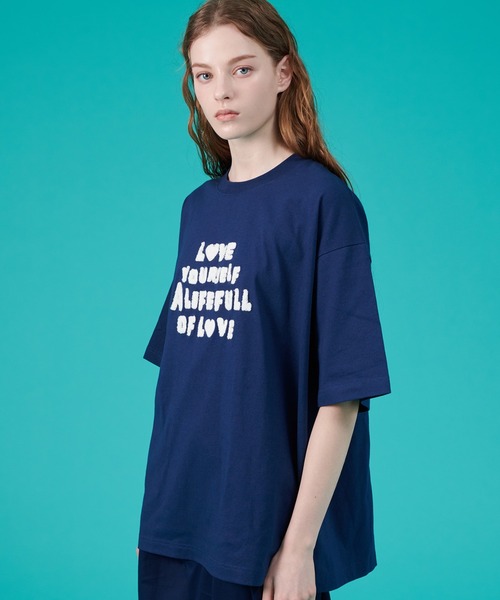 【セール】EMBROIDERY LOGO TSHIRT / 刺繍ロゴTシャツ（Tシャツ/カットソー）｜ONCILY（オンシェリー）の