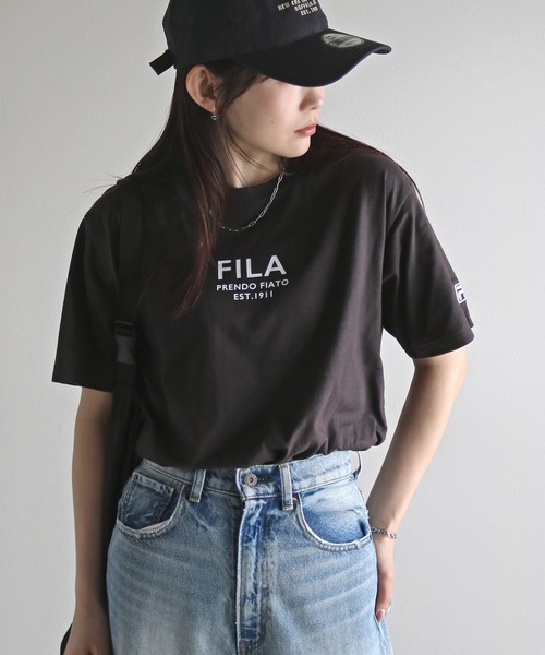 FILA(フィラ)の「FILAロゴプリントTシャツ(Tシャツ/カットソー・レディース・ブラック/ピンク/ホワイト/ネイビー/スミクロ/杢グレー/オフホワイト・XL/L/M)」の4枚目の写真